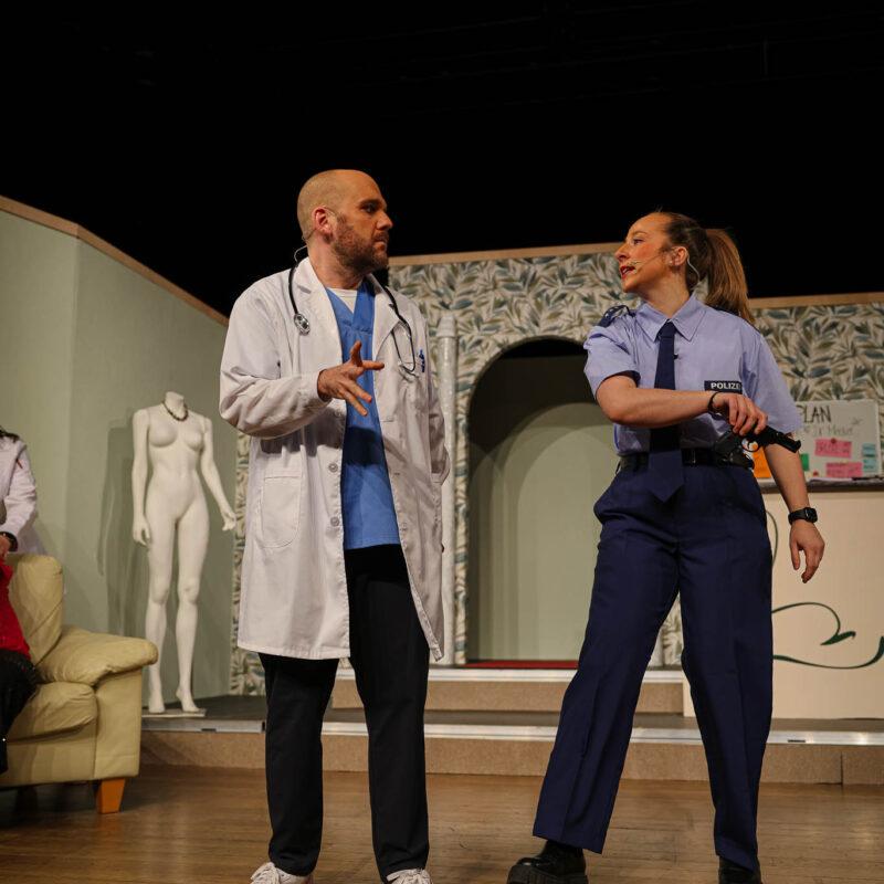 2026_03 - Jubel, Trubel, Eitelkeit (Web)-110