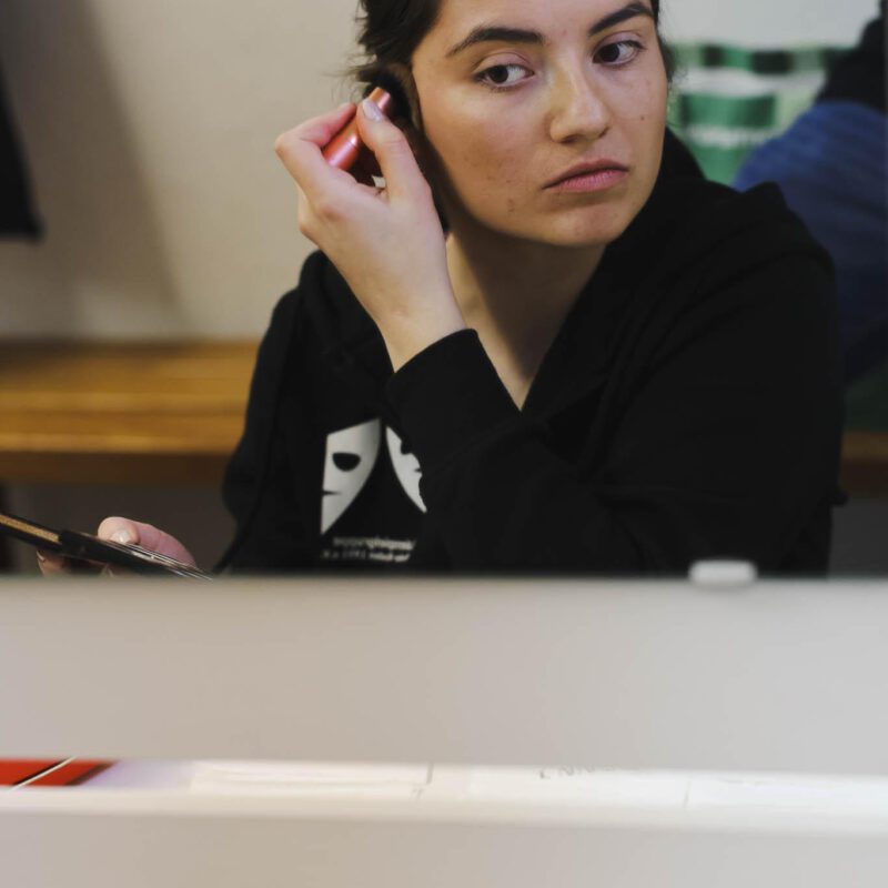 2026_03 - Jubel, Trubel, Eitelkeit (Web)-7